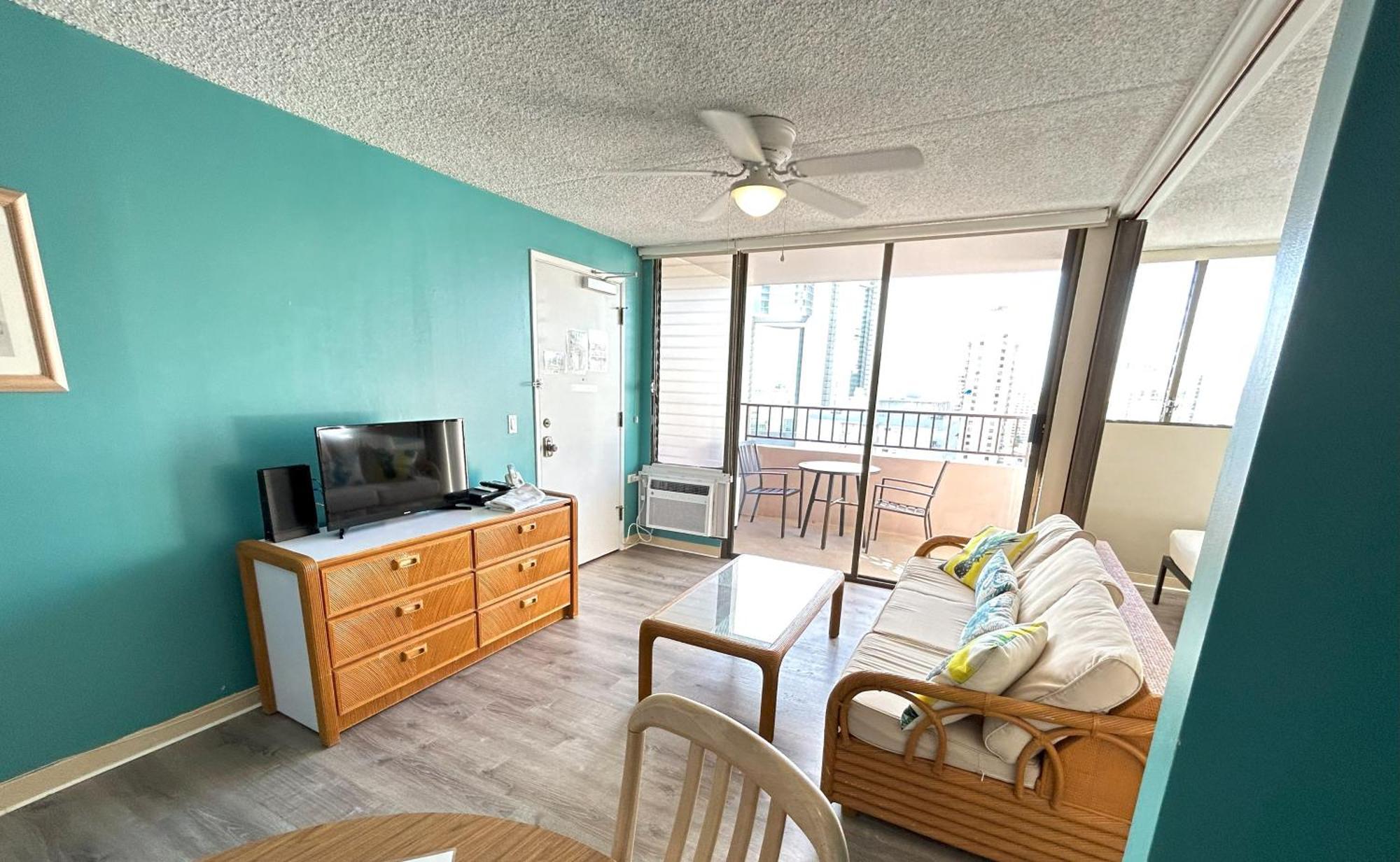Royal Kuhio 1713 - Spacious With Stunning Views In The Heart Of Waikiki! Honolulu