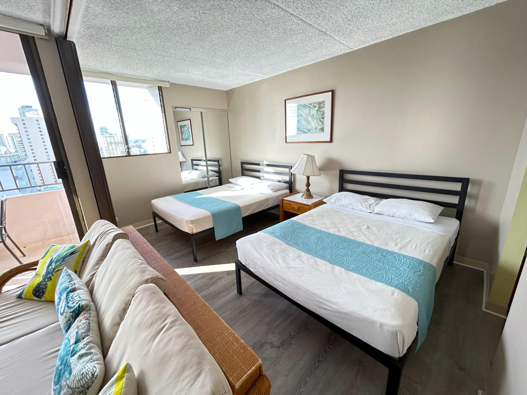 Royal Kuhio 1713 - Spacious With Stunning Views In The Heart Of Waikiki! Honolulu