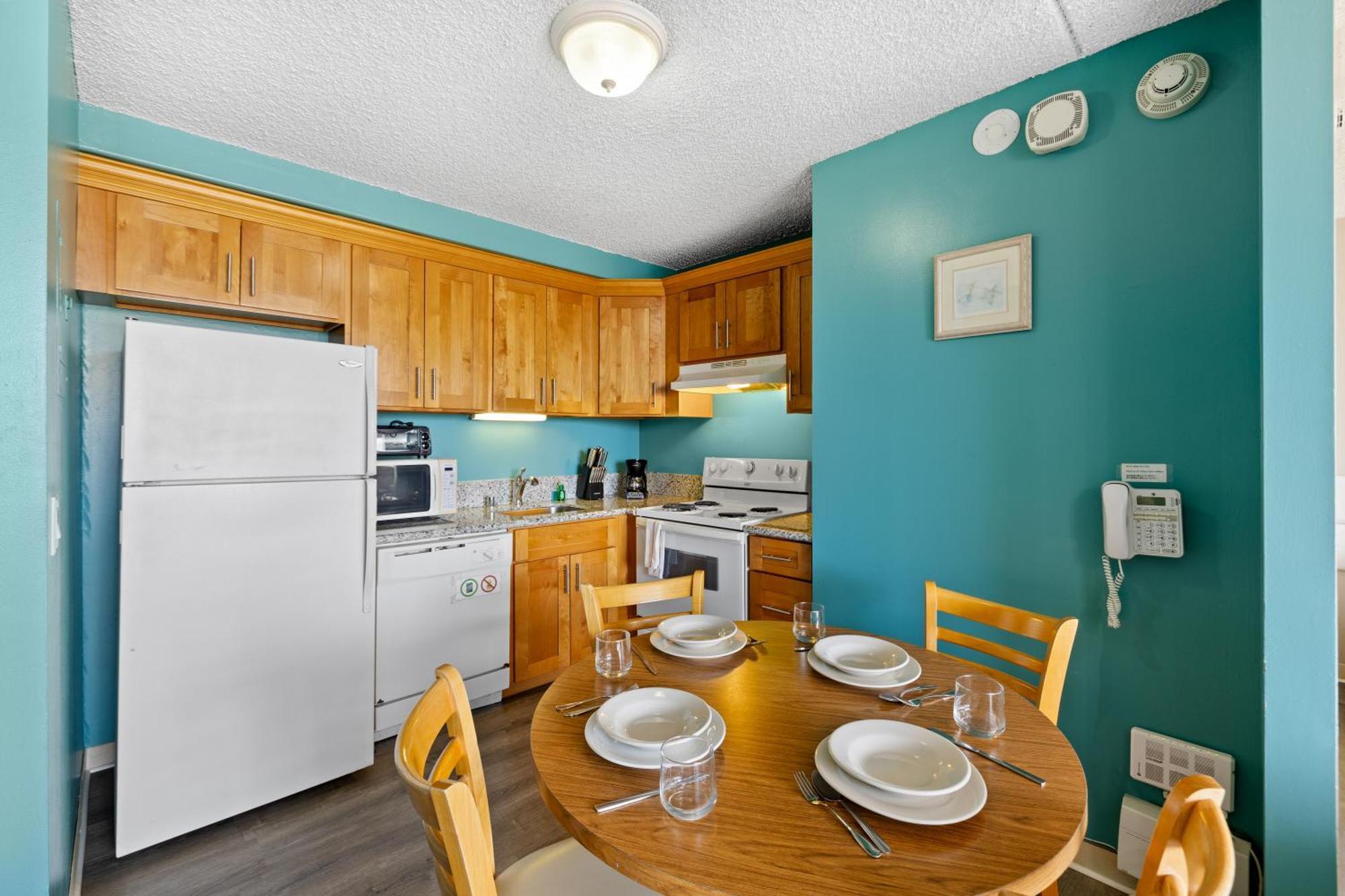 Royal Kuhio 1713 - Spacious With Stunning Views In The Heart Of Waikiki! Holiday home